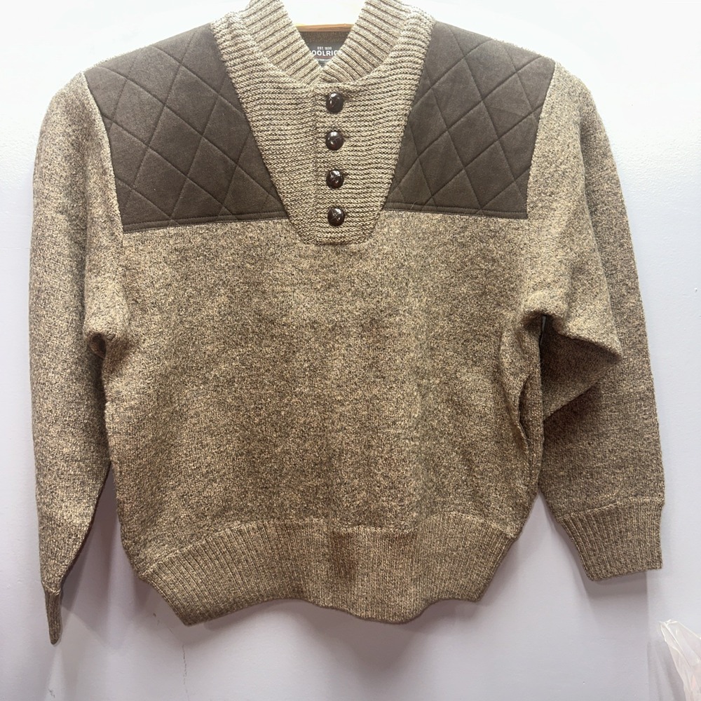 Woolrich Mens Large 100% Wool Henley Sweater Quilted Shoulder Patch Brown 9434